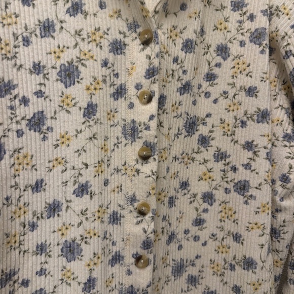 Corduroy Floral Button-Up Shirt with Blue and Yellow Flowers - Picture 5 of 5